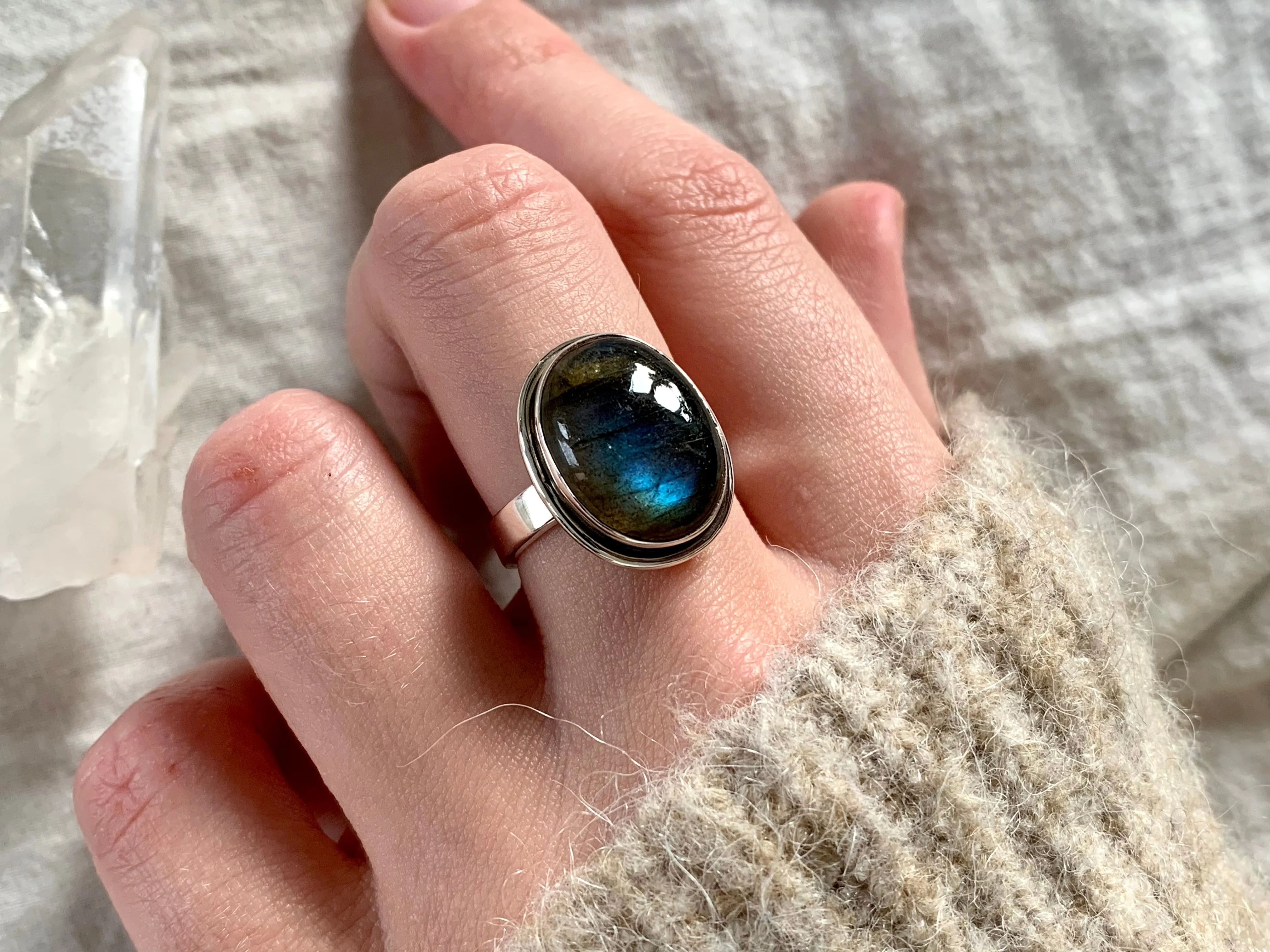 Labradorite Brea Ring - Reg. Oval / Square (US 6 & 7.5)